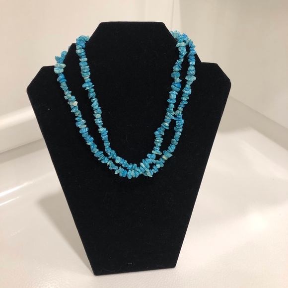 no name Jewelry - Turquoise adjustable necklace and earring set